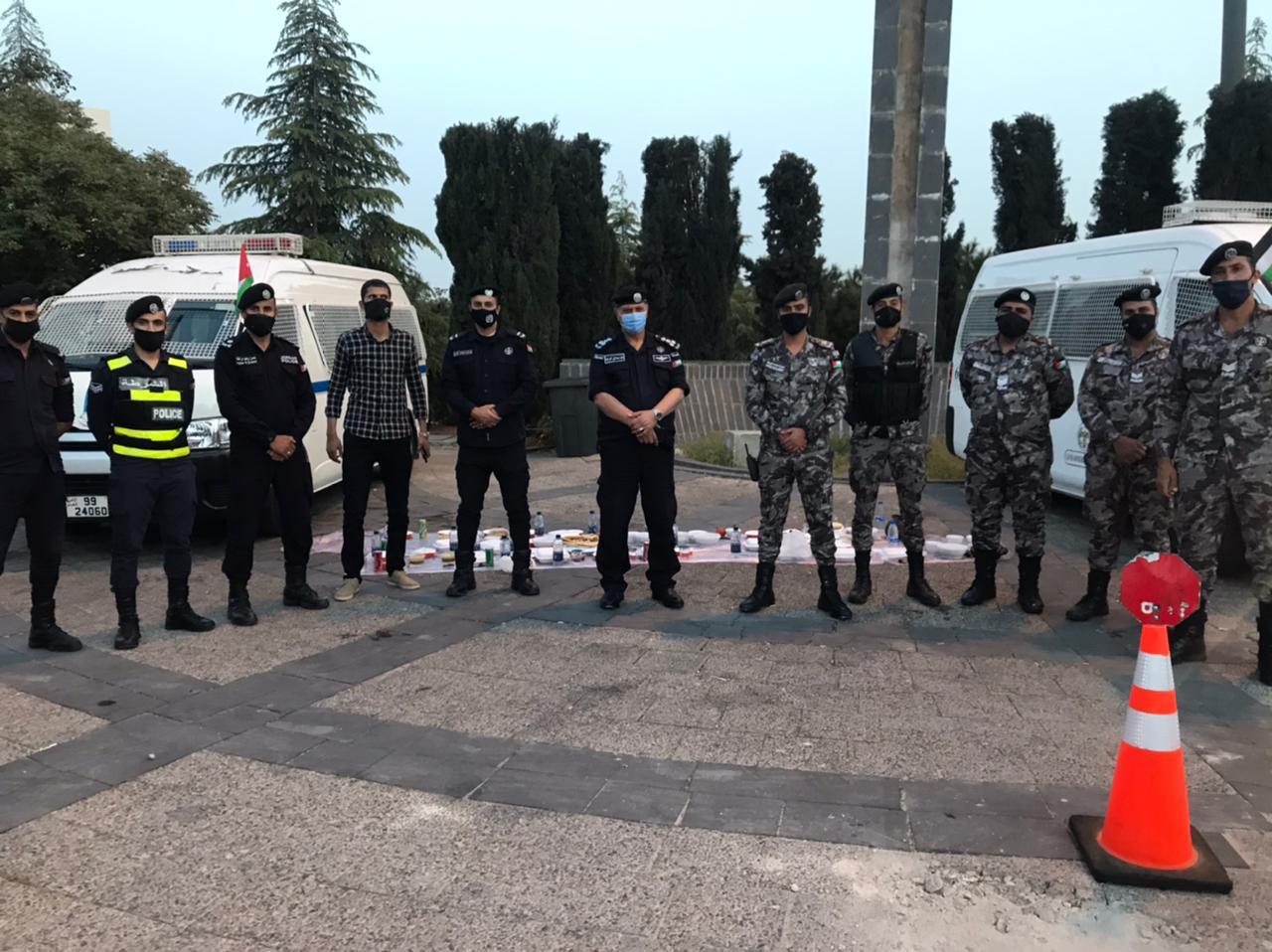 {clean_title}