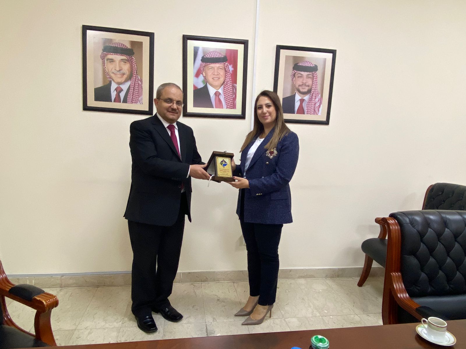 حاكمية جامعة جدارا تلتقي رئيس البعثة الدبلوماسية بالسفارة والجالية الأردنية في أبو ظبي والعين