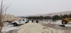 بلدية الكرك تنثر الملح في الشوارع لإذابة الجليد