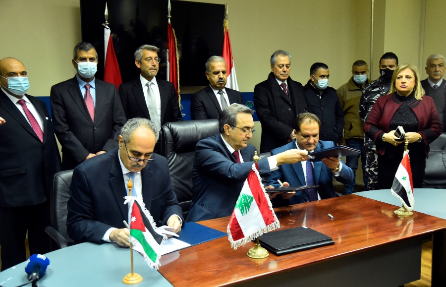 بيروت توقيع اتفاق وزاري ثلاثي لاستجرار الكهرباء من الاردن الى لبنان عبر سوريا موسع