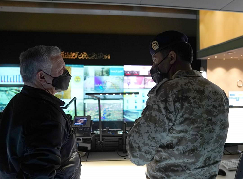 الملك يزور غرفة العمليات الرئيسية في المركز الوطني للأمن وإدارة الأزمات