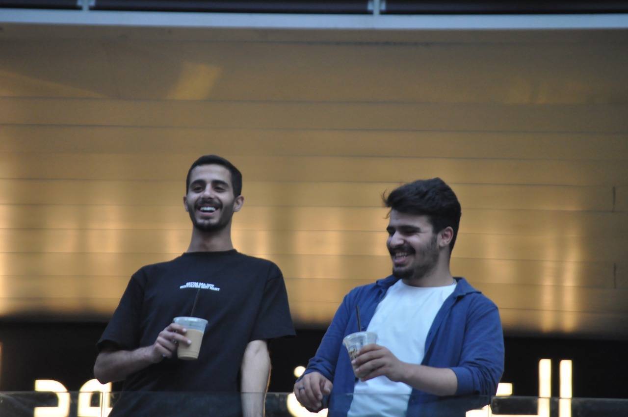 {clean_title}