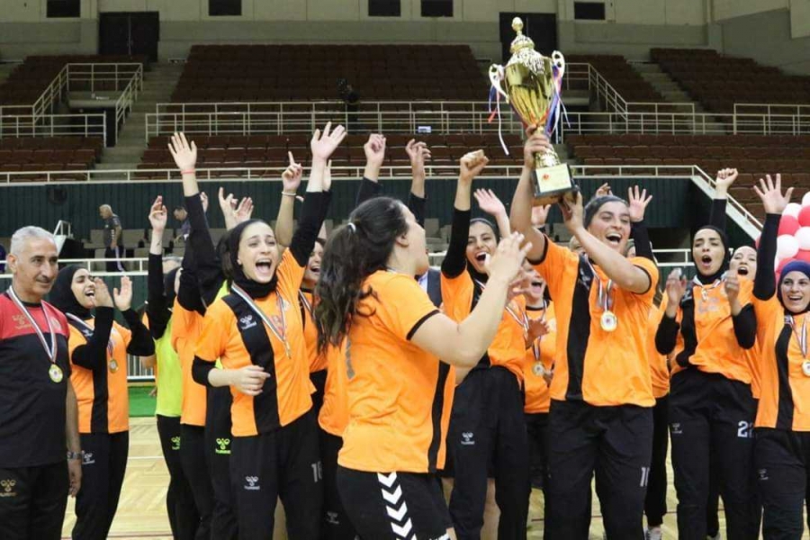 عمان يتوج بلقب دوري السيدات لكرة اليد