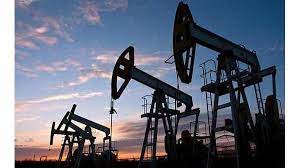 تراجع أسعار النفط عالميا الخميس