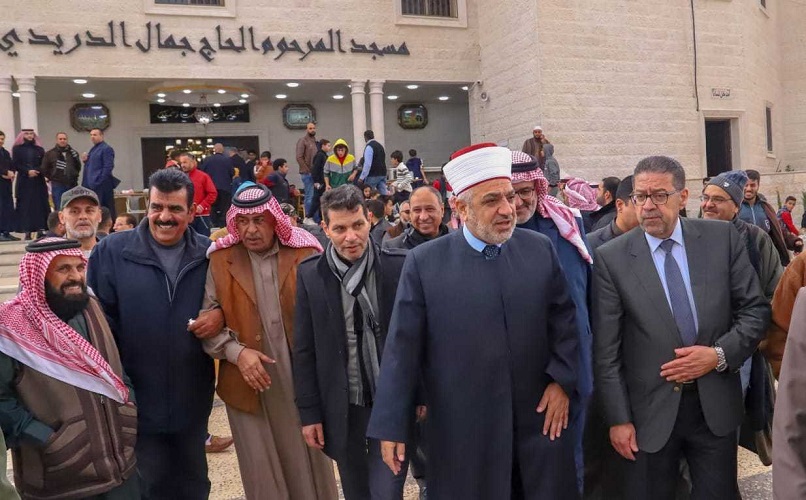 وزير الأوقاف يفتتح مسجد المرحوم جمال الدريدي في سحاب