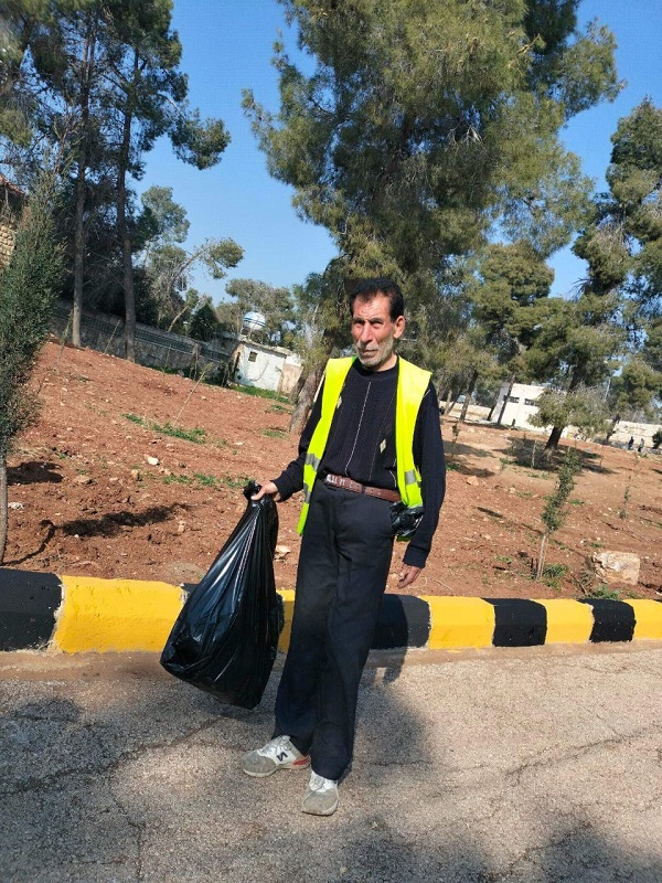 يوم عمل تطوعي في مدينة الحسين للشباب