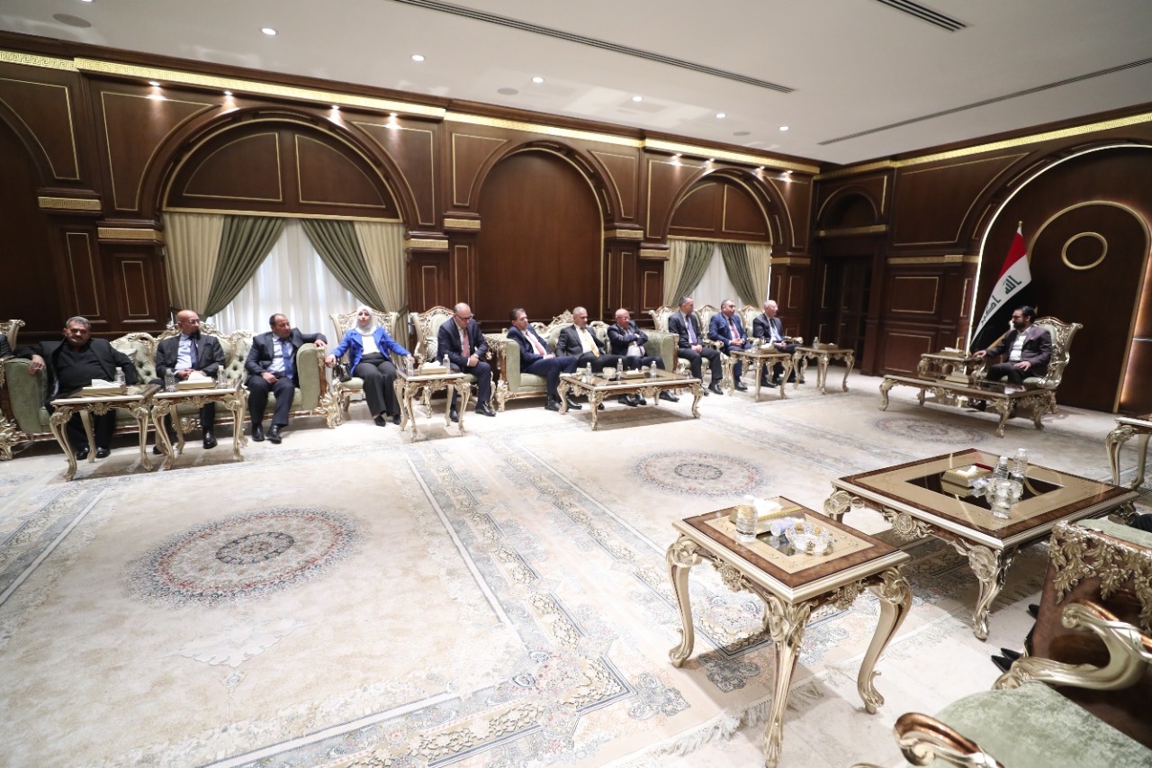 رئيس مجلس النواب العراقي يستقبل الوفد الإعلامي الأردني