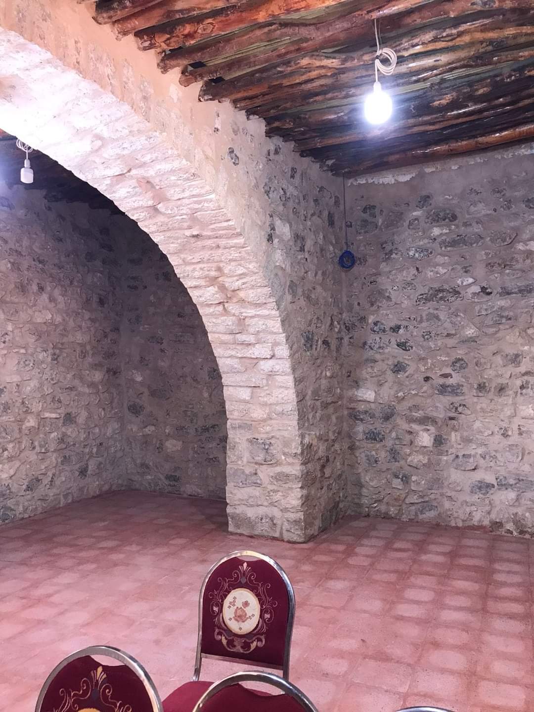 {clean_title}