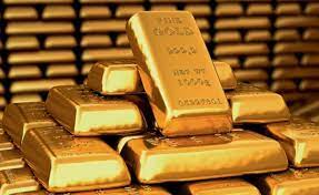 أسعار الذهب تتراجع 0.3 متأثرة بارتفاع الدولار