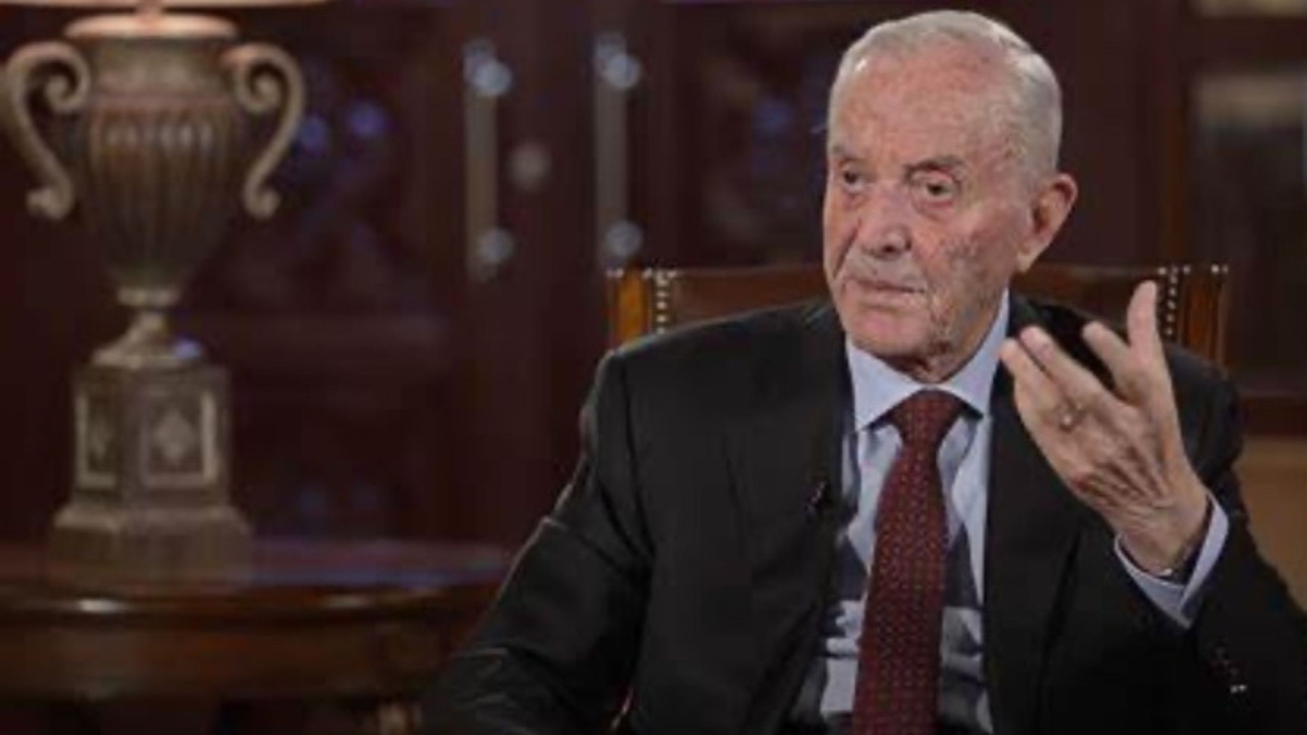 النواب ينعى رئيس الوزراء الأسبق أحمد عبيدات