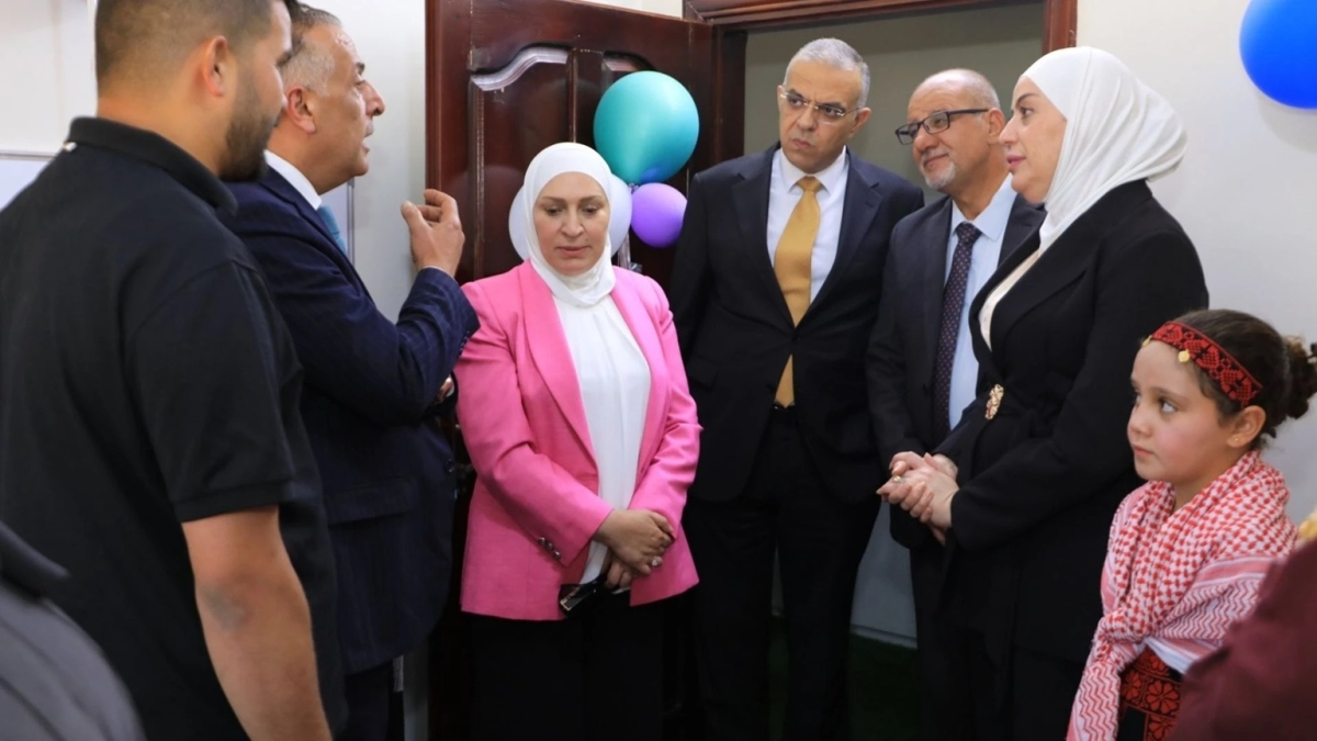 وزيرة التنمية الاجتماعية تفتتح وحدة التدخل المبكر في المزار الشمالي