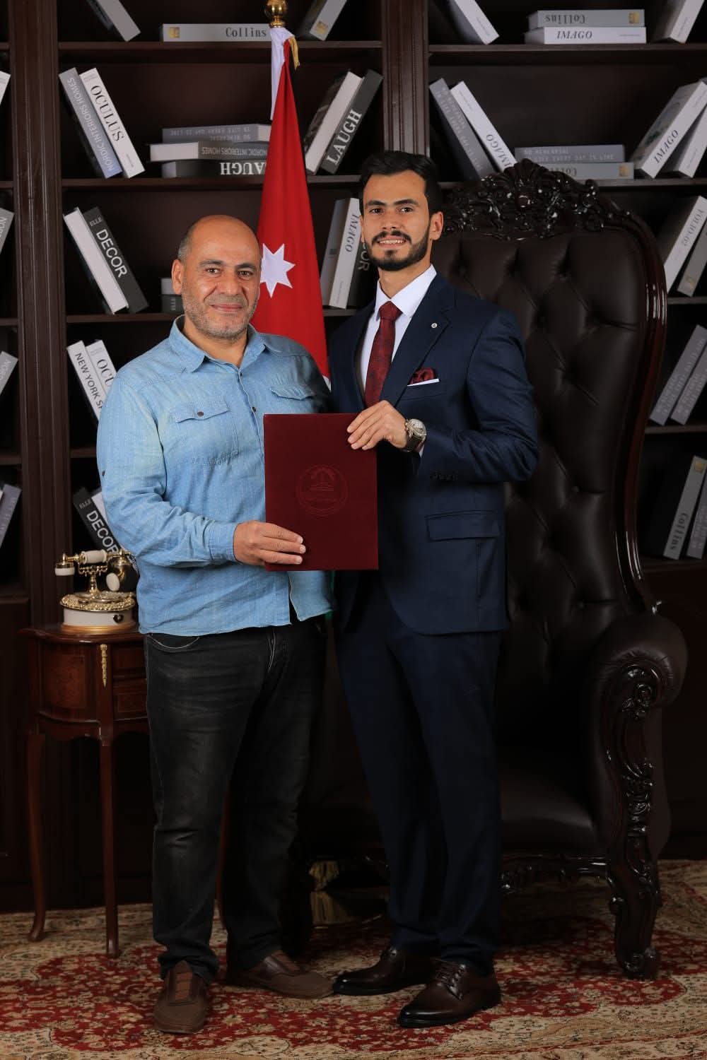 أحمد صادق العكايله الف مبروك التخرج