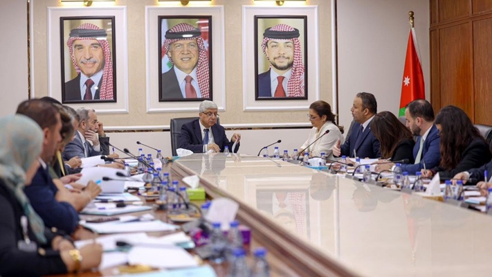 البيئة النيابية تبحث الأثر التشريعي لقانون إدارة النفايات